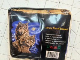 2-Wolfs Queen Size Blanket