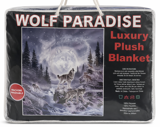 Wolf Paradise Queen Size Blanket